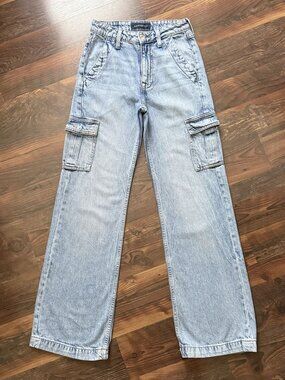 Aeropostale Wide Leg Cargo Jeans